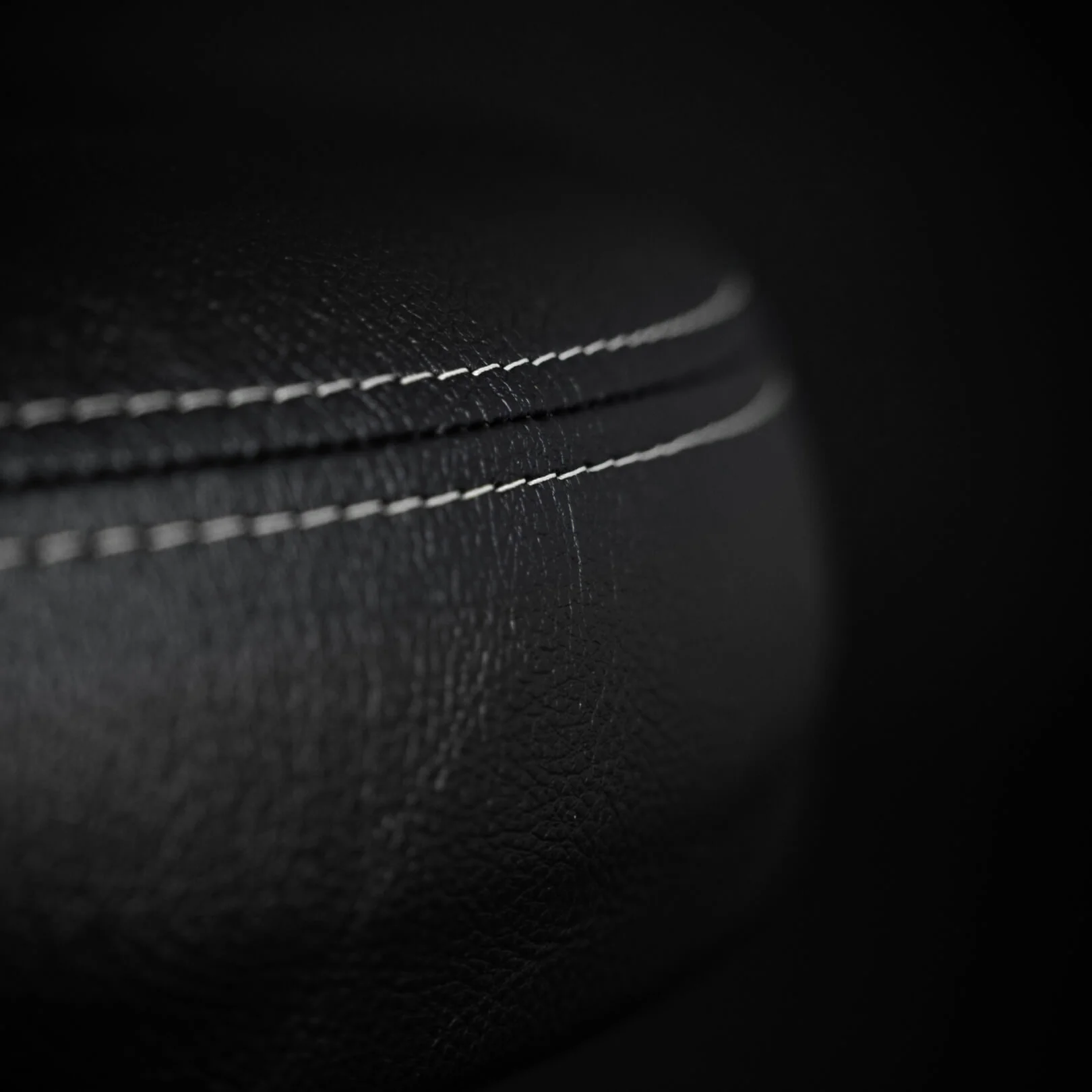 FORD MUSTANG® - SHADOW BLACK - Image 11