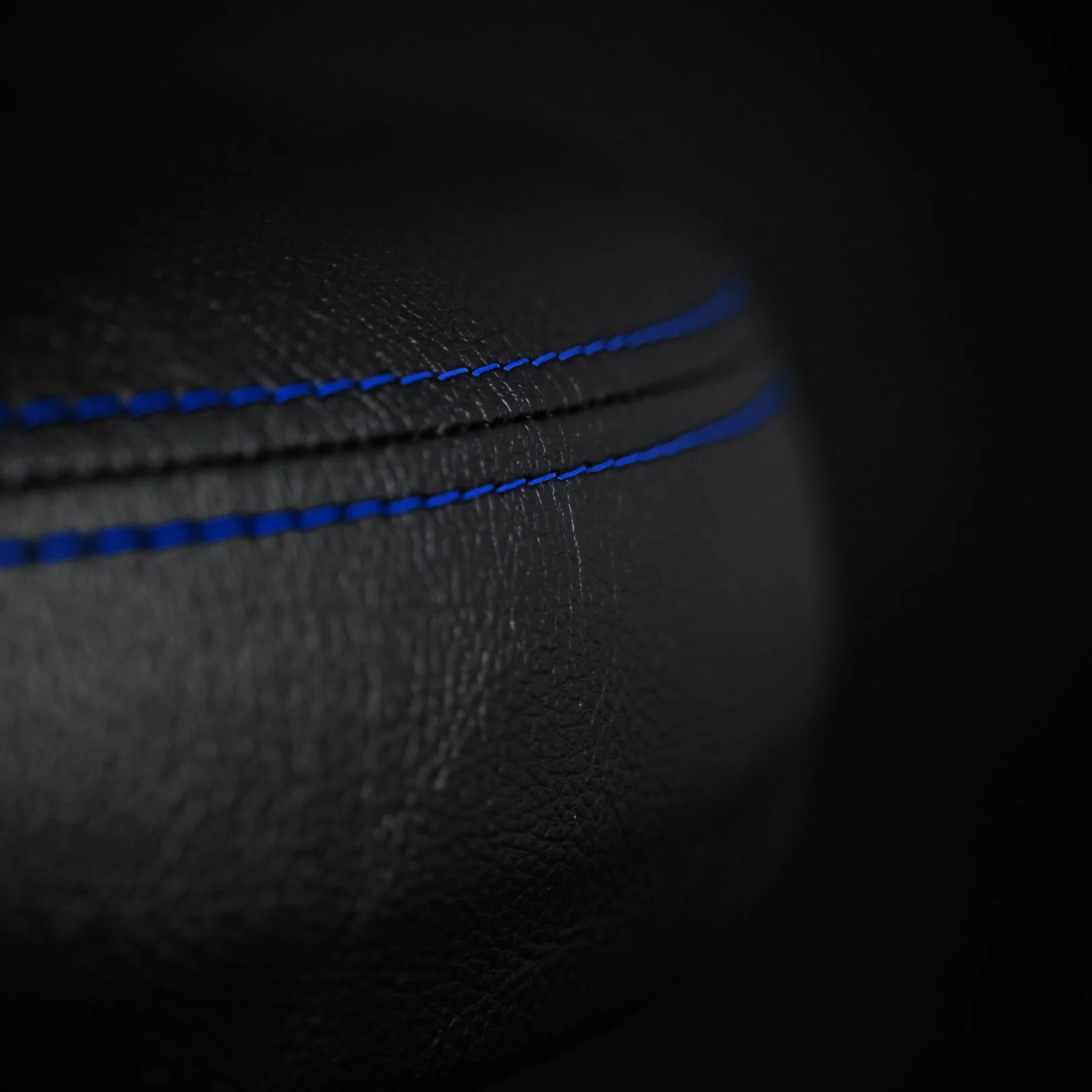 FORD® OVAL - FORD BLUE - Image 10