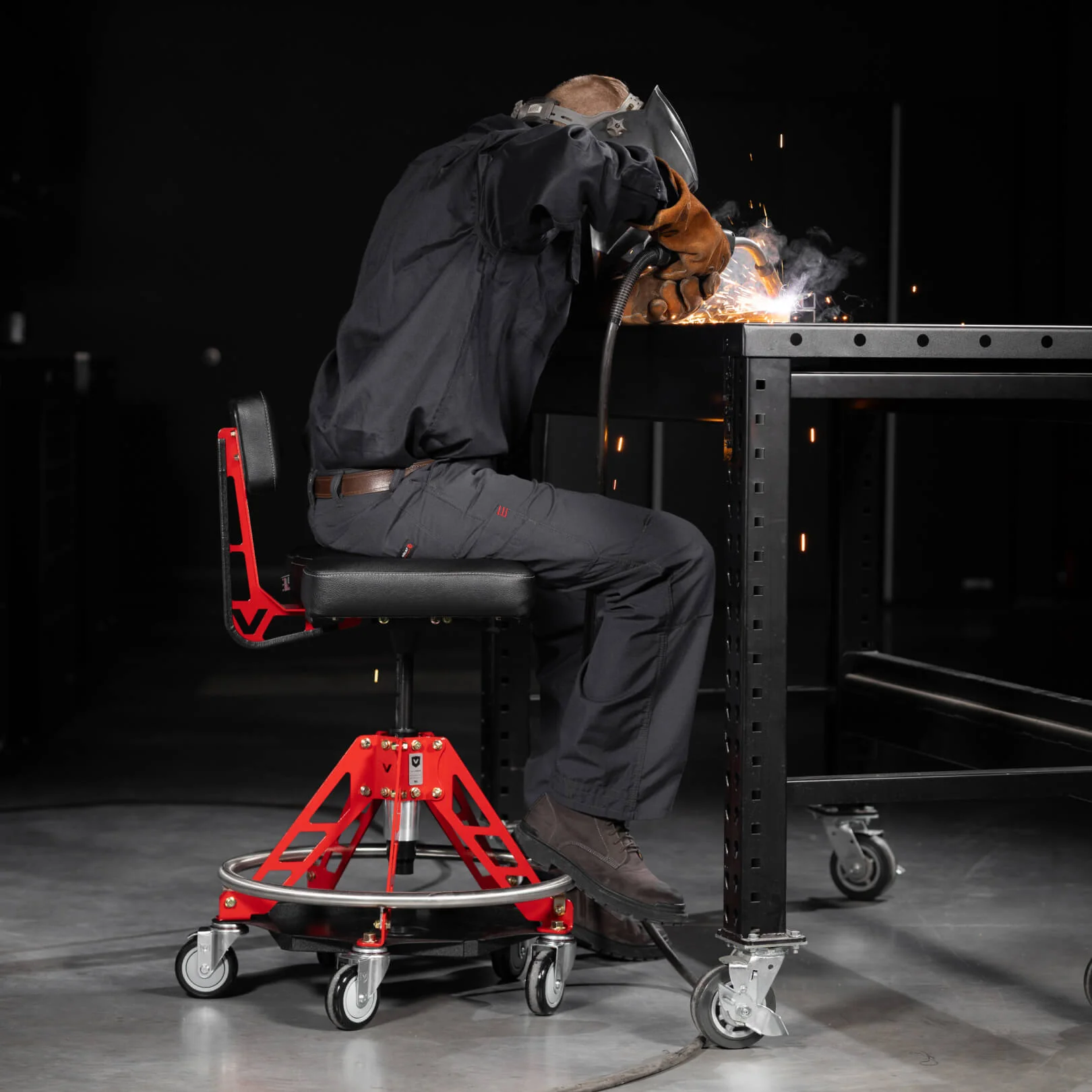 FULLY LOADED ELEVATED STEEL MAX - Image 5