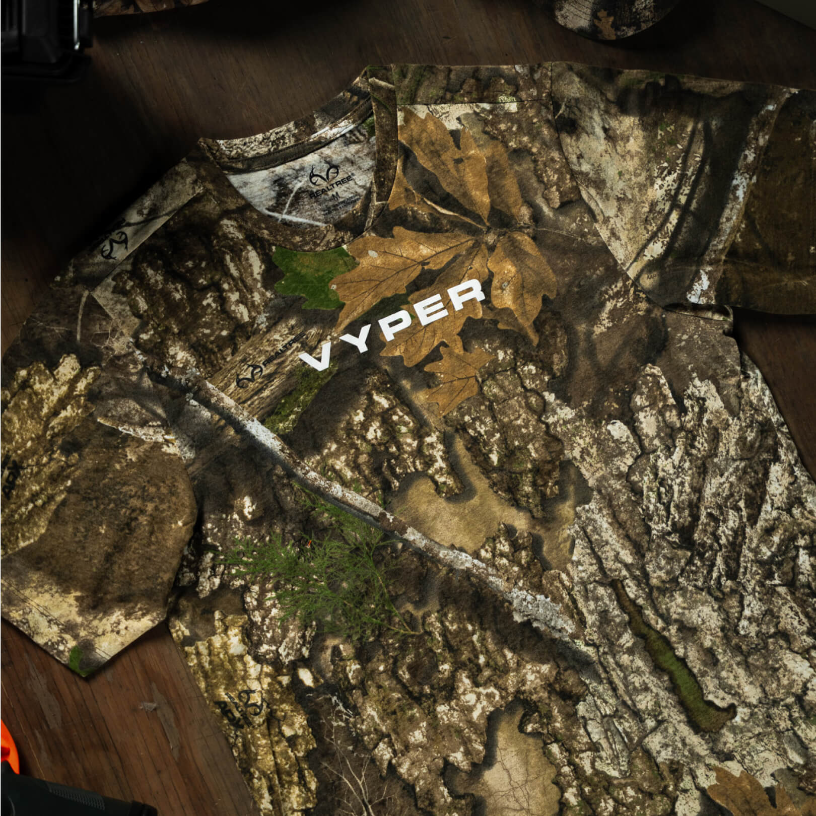 VYPER x REALTREE® - APX HUNTING TEE - Image 6