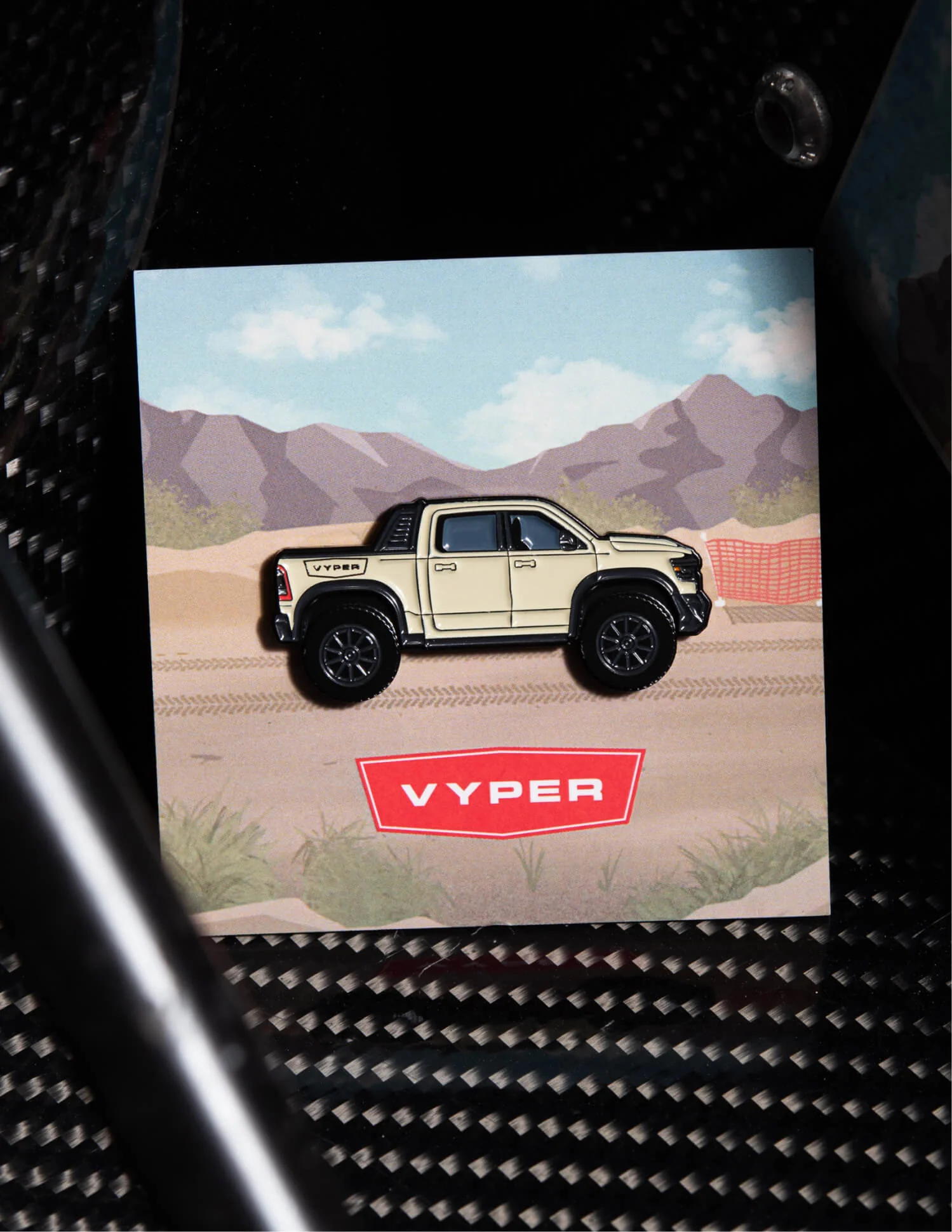VYPER x LEEN CUSTOMS - TRX PIN - Image 4